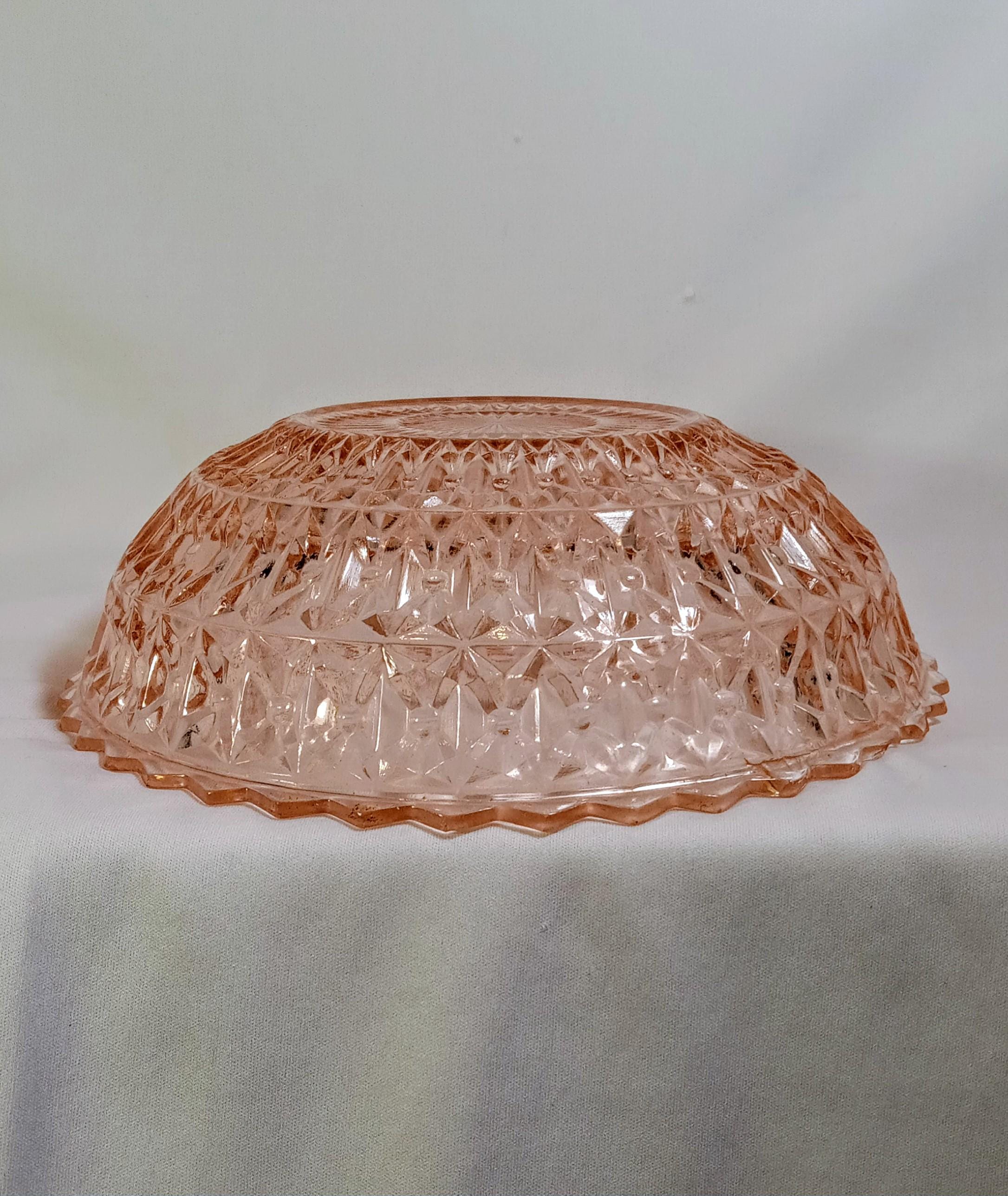 Pink Depression Glass Serving Bowl – "Holiday" Pattern