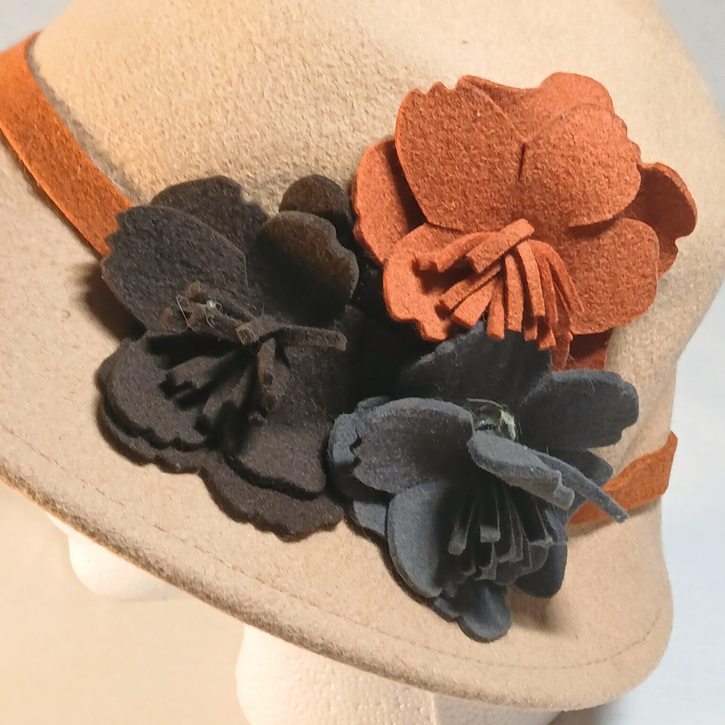 Vintage Inspired Felt Cloche Hat