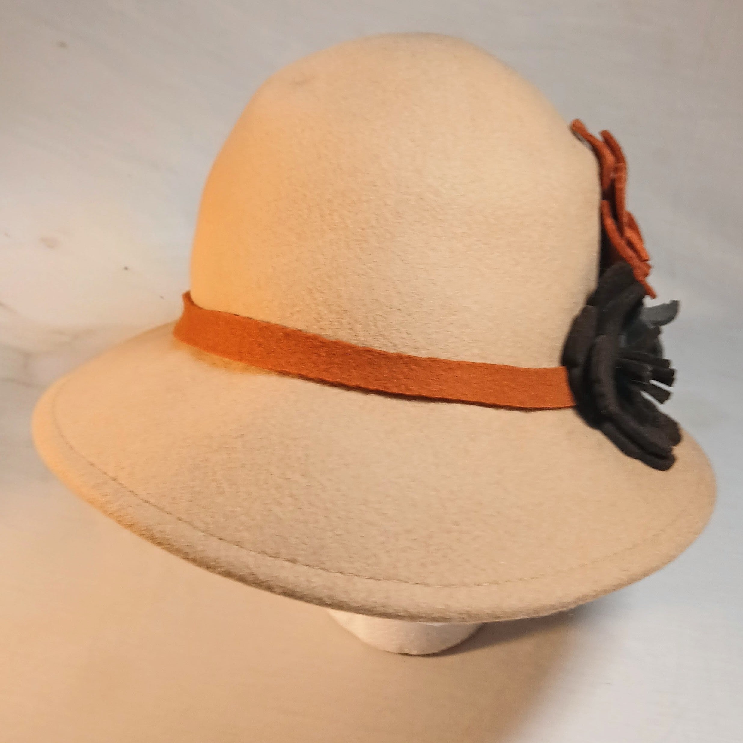 Vintage Inspired Felt Cloche Hat