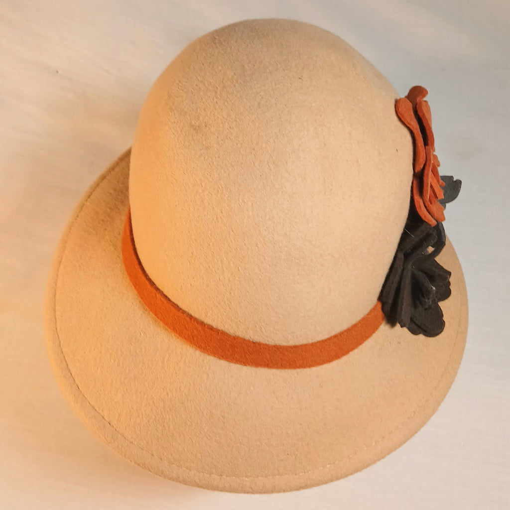 Vintage Inspired Felt Cloche Hat
