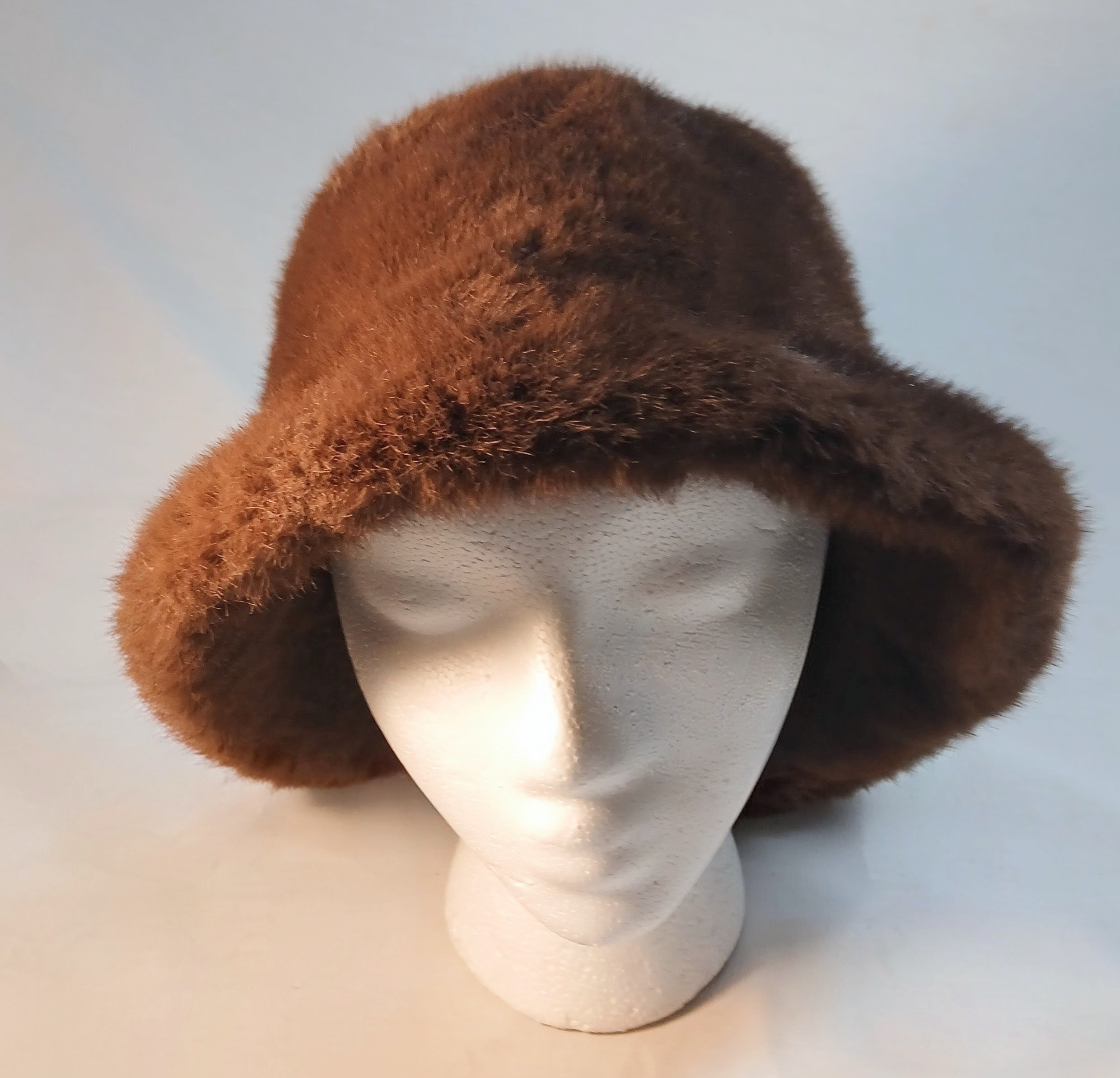 Women's Faux Fur Bucket Hat
