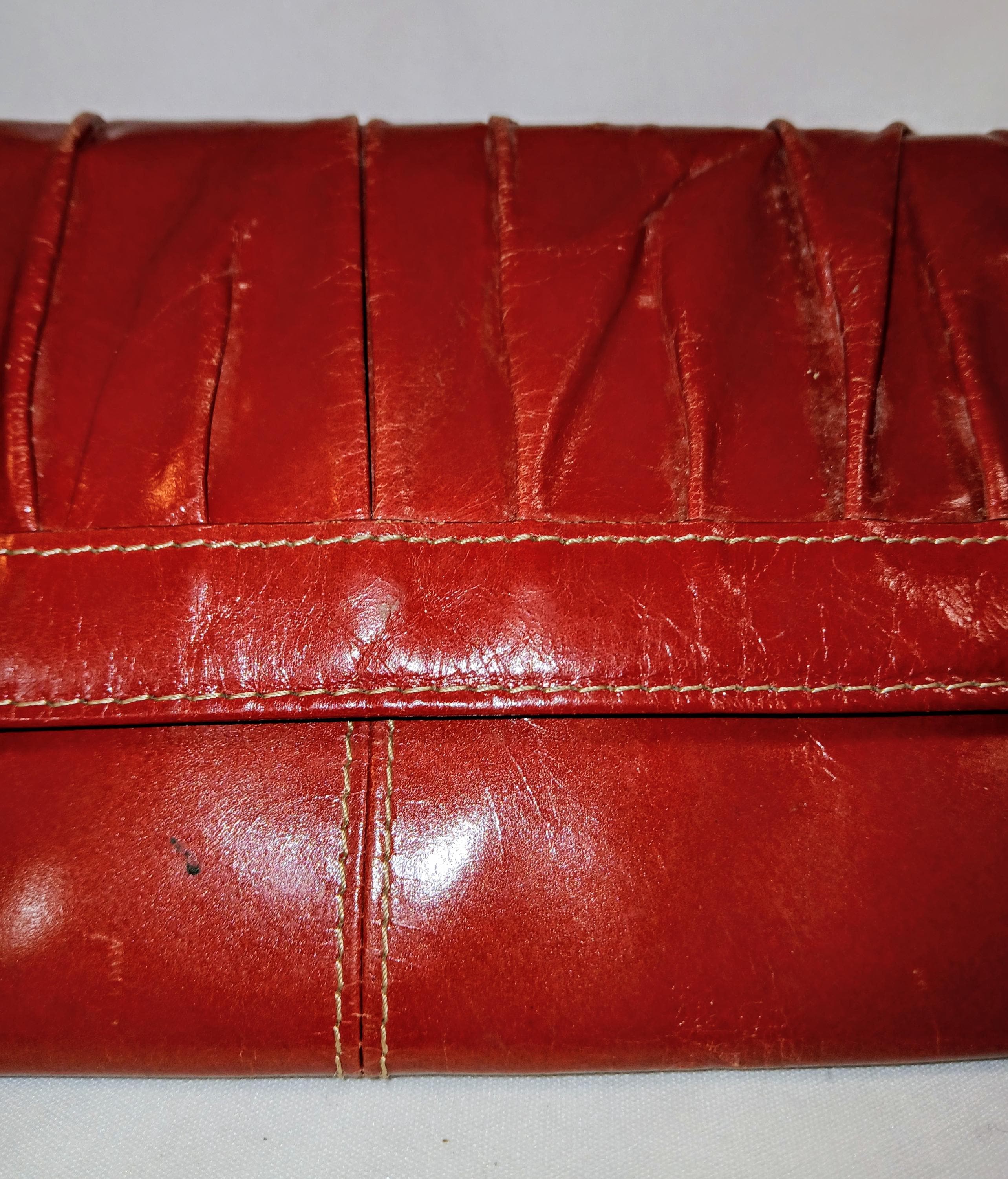 Vintage Fossil Red Leather Clutch/Handbag - Y2K Model