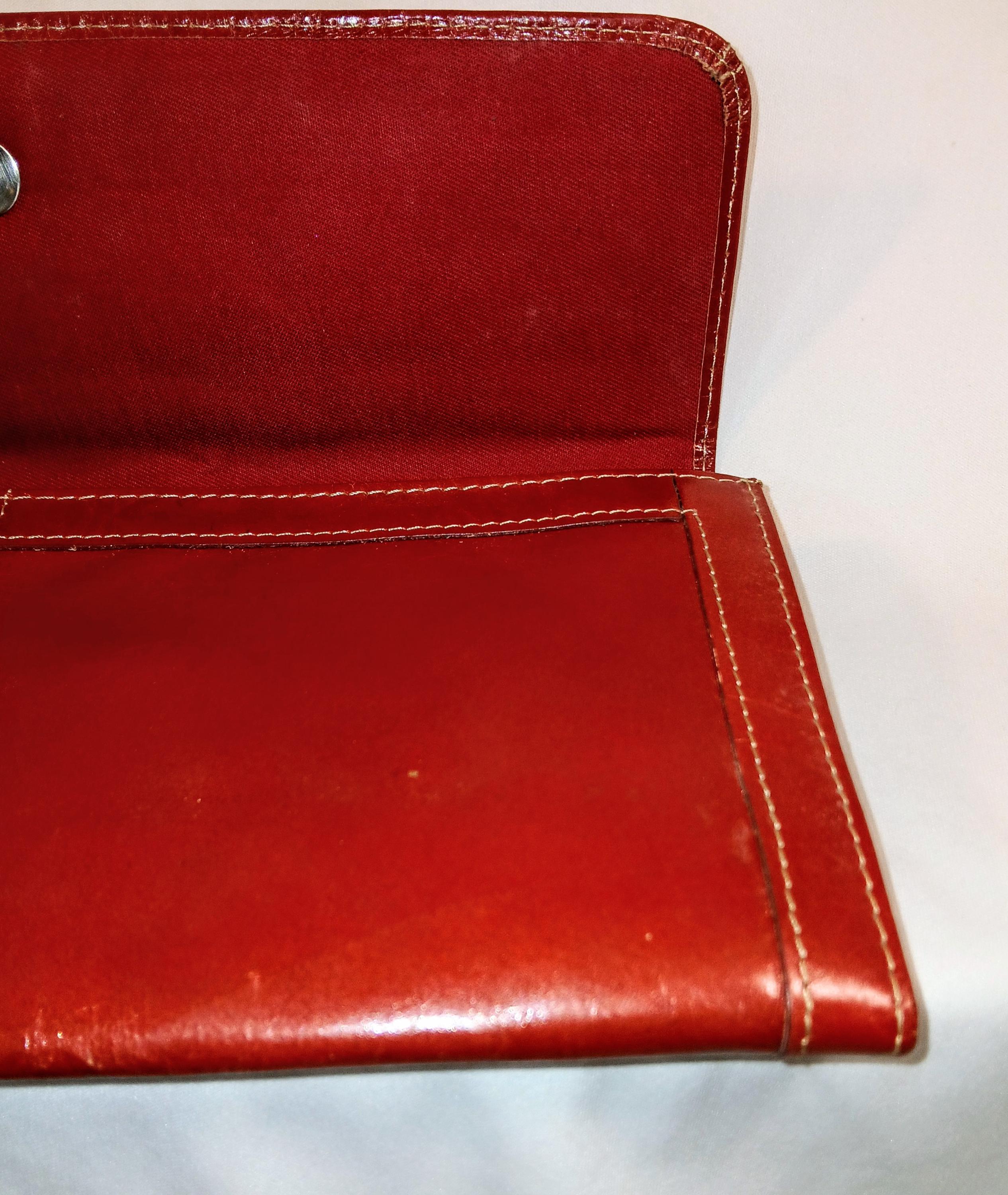 Vintage Fossil Red Leather Clutch/Handbag - Y2K Model