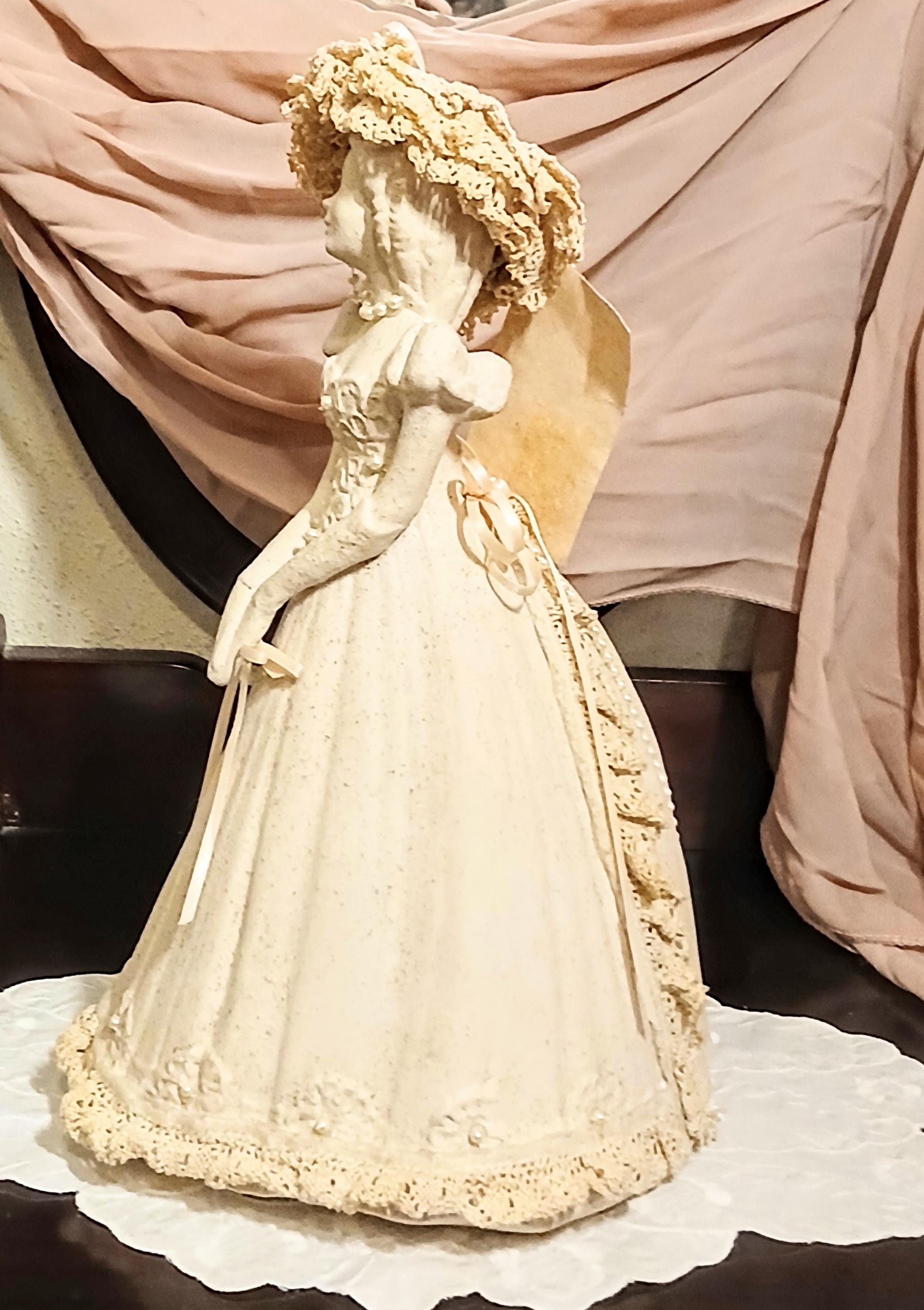 Vintage Victorian Lady Statue - Romantic Decor 1990