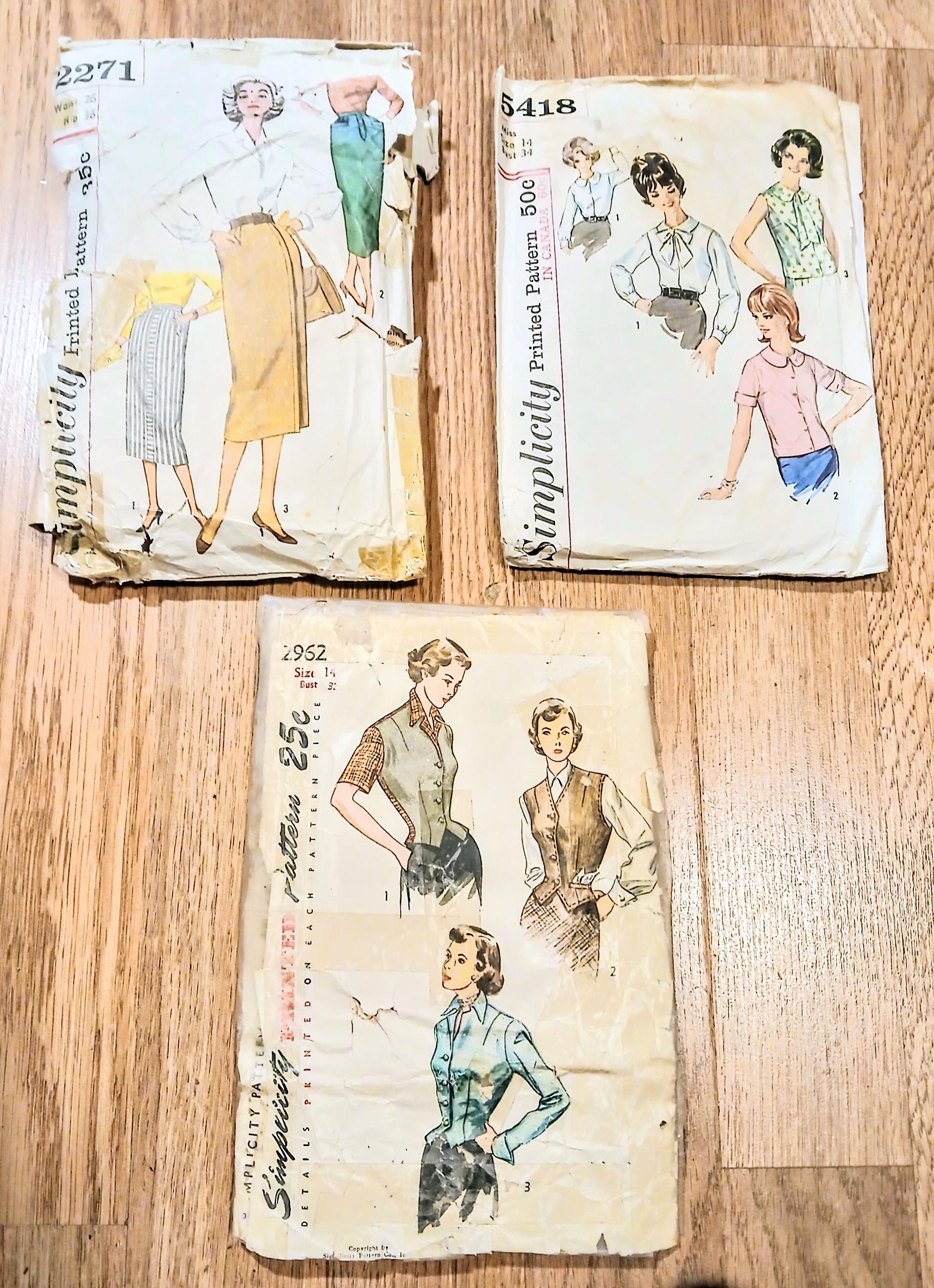Vintage Simplicity 1950s Sewing Pattern Lot | Dresses & Blouses