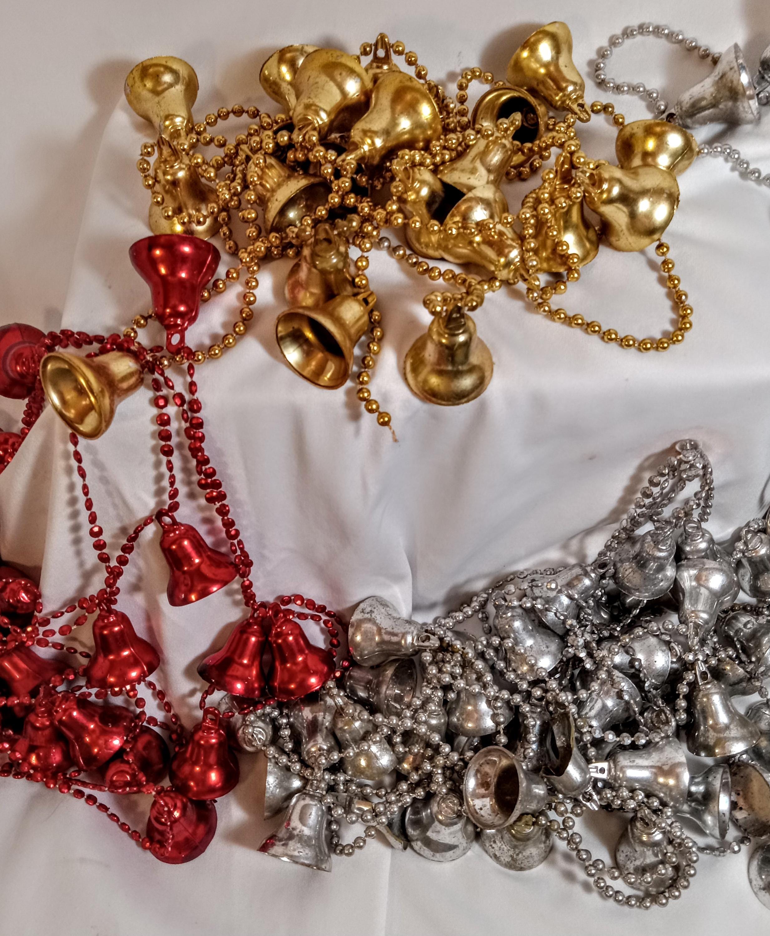 Vintage 1970s Christmas Bell Garland – Retro Christmas