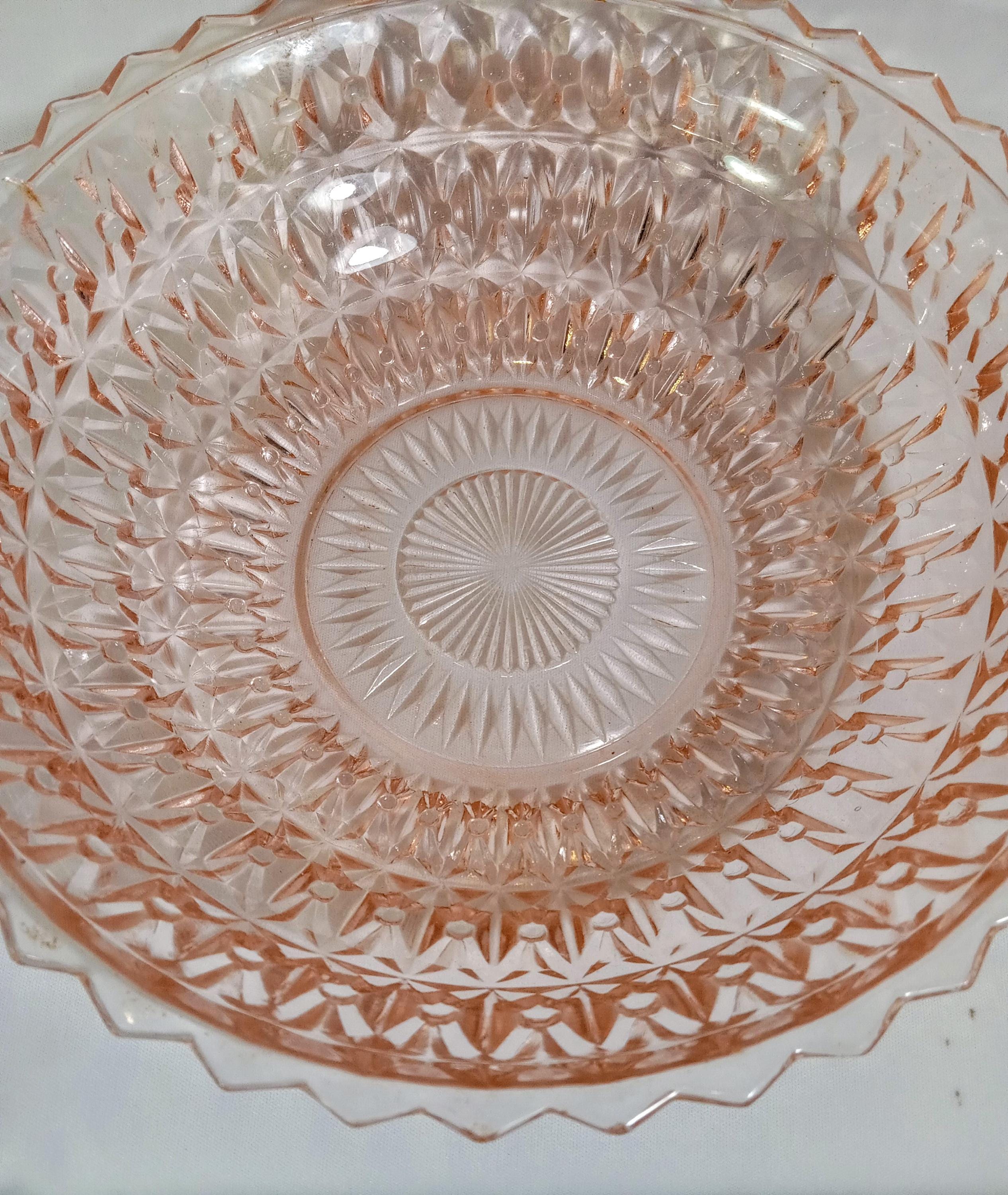 Pink Depression Glass Serving Bowl – "Holiday" Pattern